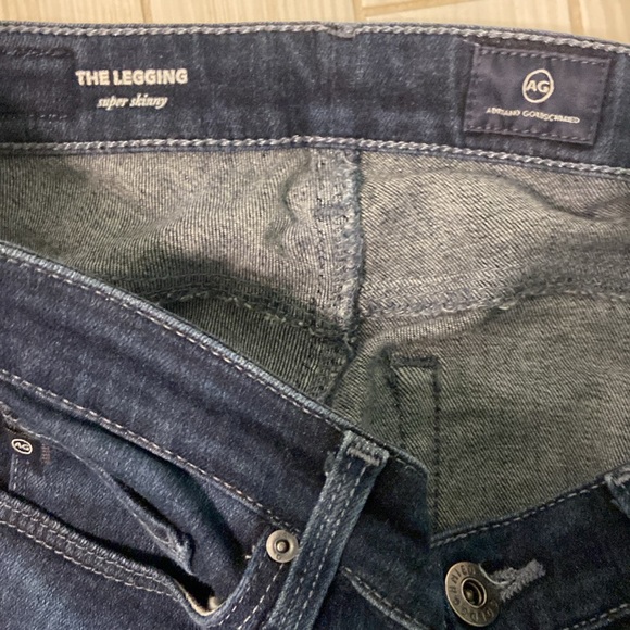 AG The Leggings Dark Wash Jeans Like New Size 26 - Picture 5 of 6